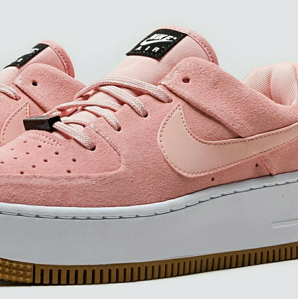 Nike Air Force 1 - Sage Low Coral Stardust